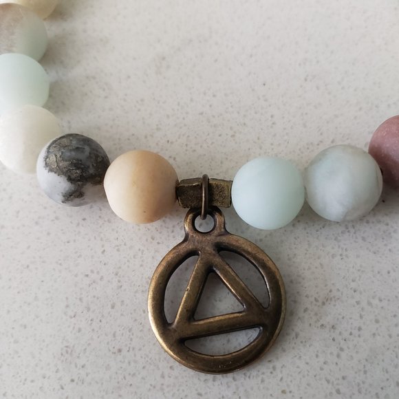 Black Gold Amazonite Recovery Stretch Bracelet - Picture 3 of 5